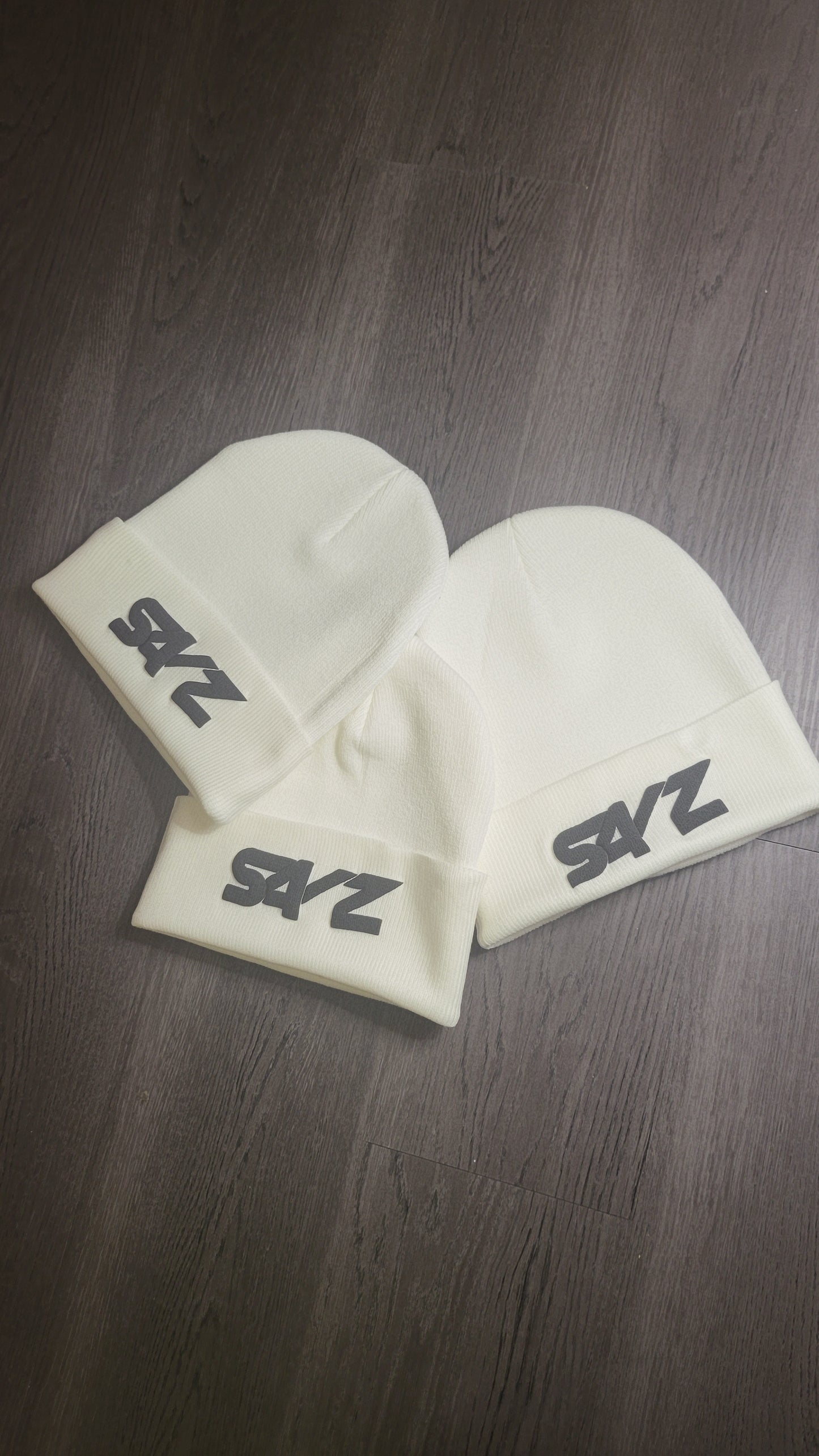 SE White - Beanie